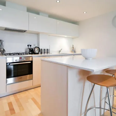 22 Zinc Apartment *