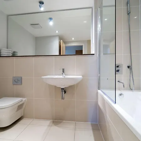 22 Zinc * Newquay (Cornwall)